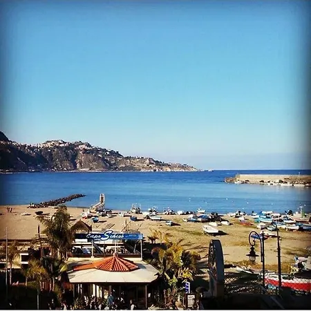 Casablù, Un Delizioso Bilocale Sulla Baia Di Naxos Appartement Giardini-Naxos