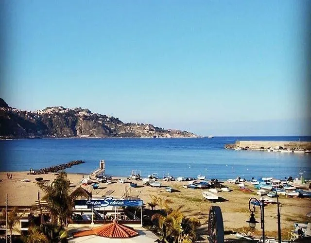 Casablu, Un Delizioso Bilocale Sulla Baia Di Naxos Apartman Giardini Naxos